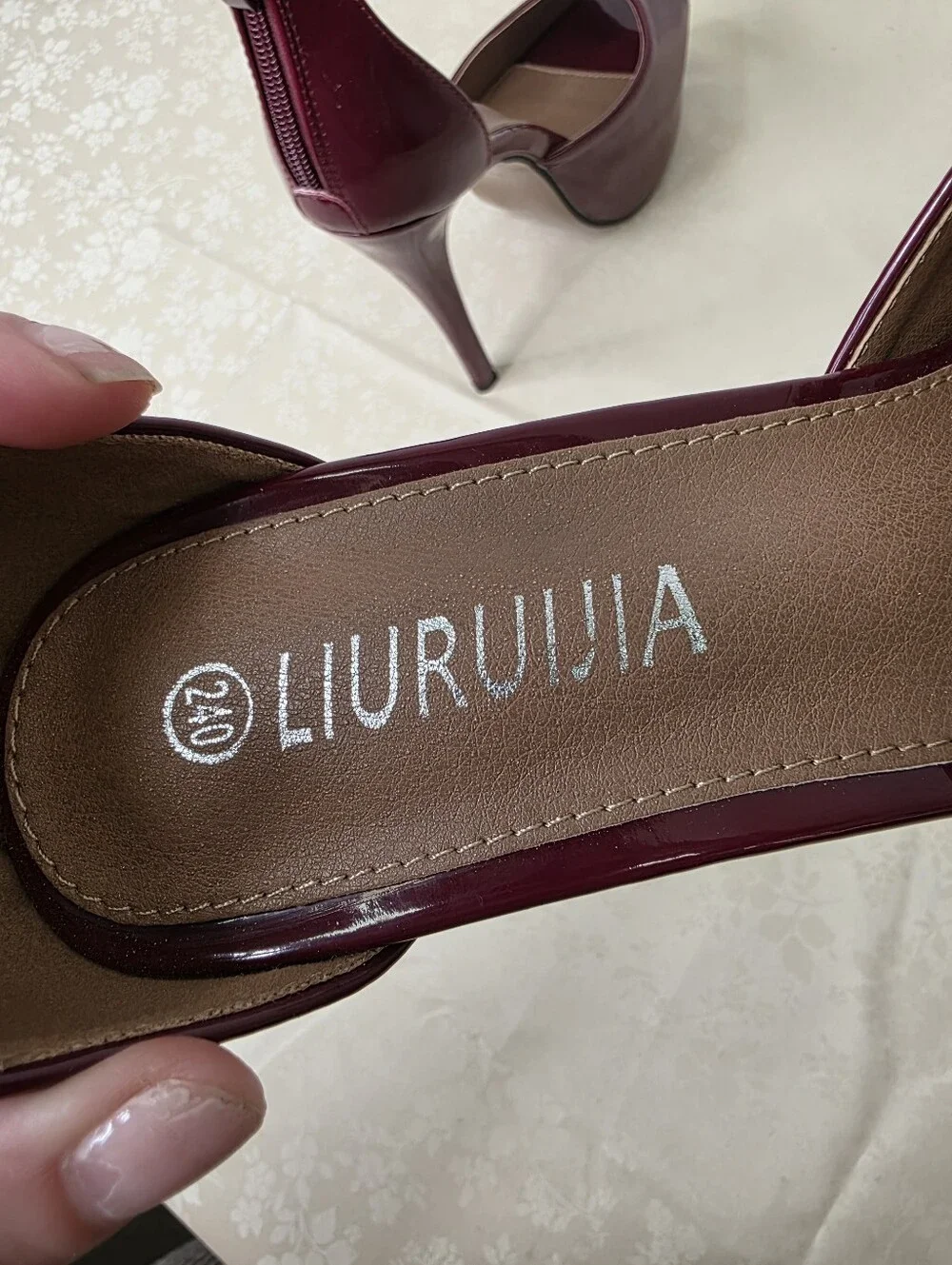 LIURUIJIA Burgundy Patent Platform Pumps Ankle Strap Heels 38 US 7.5